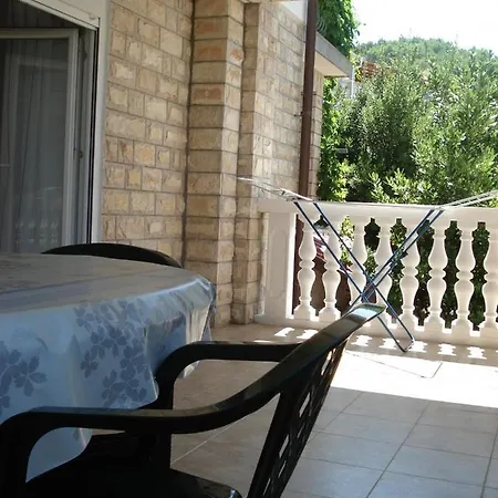 Apartment In With Balcony, Air Conditioning, W-lan 5013-4
