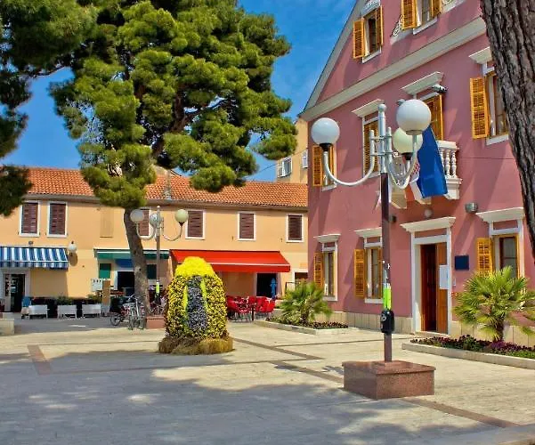 Apartment In With Balcony, Air Conditioning, W-lan 5013-4 *